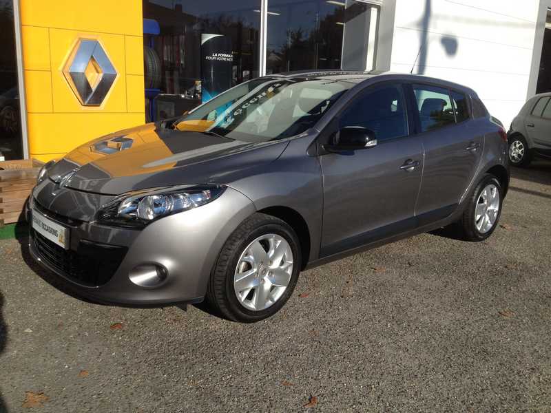 RENAULT MEGANE 3 III 1.4 TCE 130 CARMINAT TOMTOM