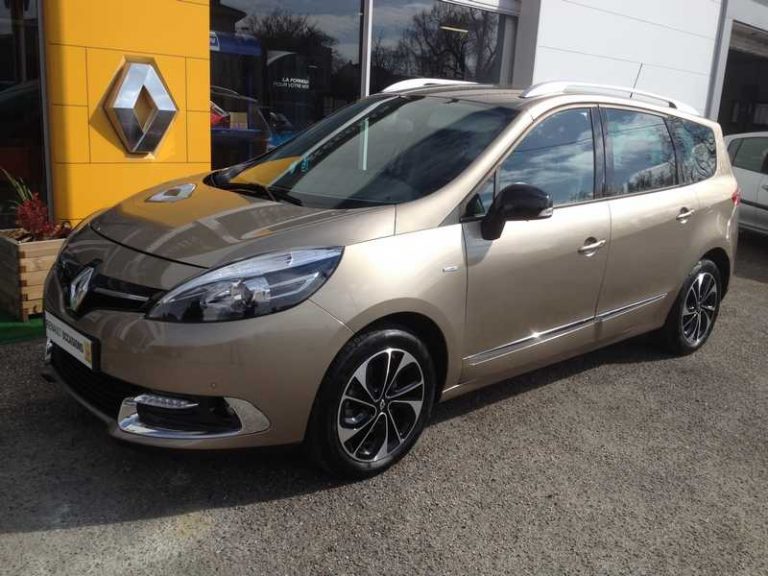 RENAULT GRAND SCENIC 3 1.2 TCE 130 ENERGY BOSE EDITION 7PL