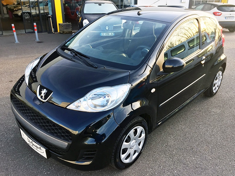 PEUGEOT 107 TRENDY 1.0 3P