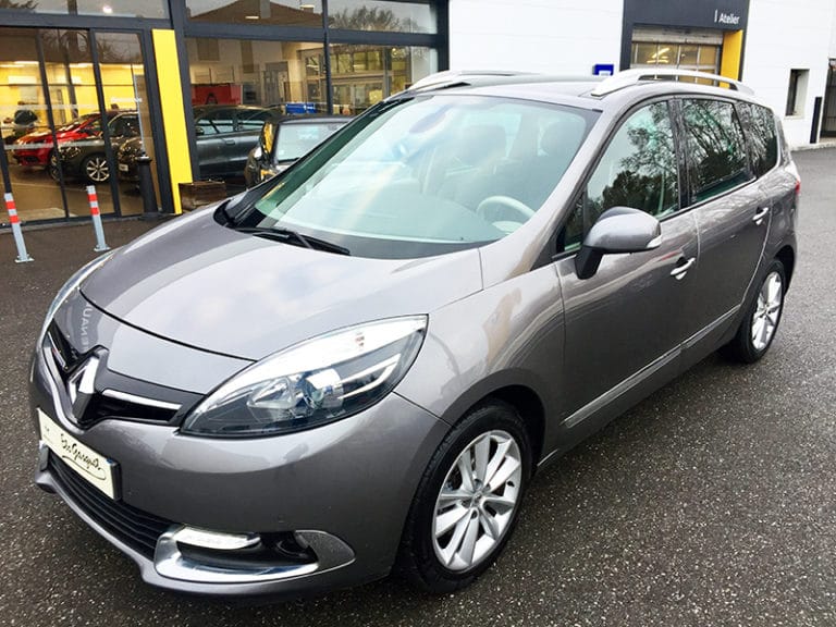 RENAULT GRAND SCENIC III INITIALE DCI 110 EDC 7PL