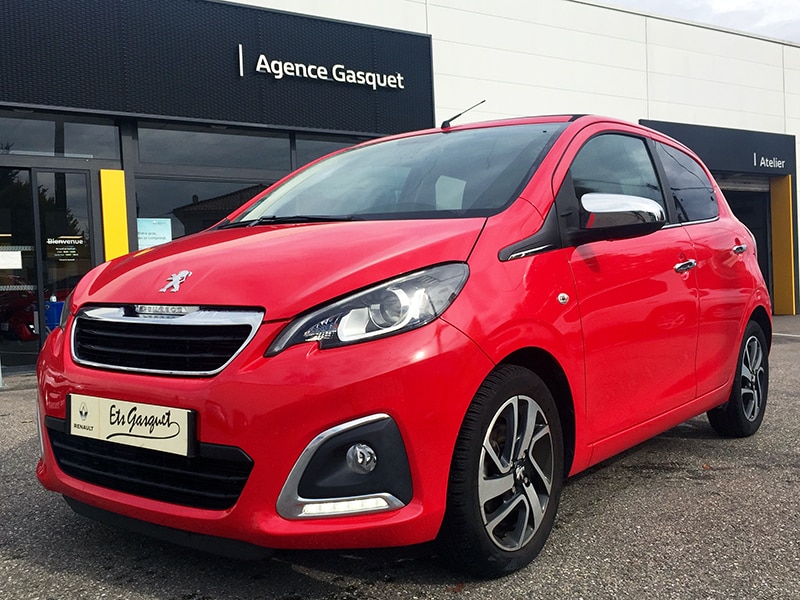 PEUGEOT 108 1.2 PURETECH 82 ALLURE TOP! 5P